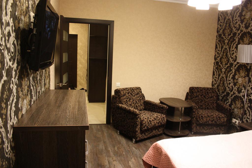 Apartments In The City Center Poltava Ngoại thất bức ảnh