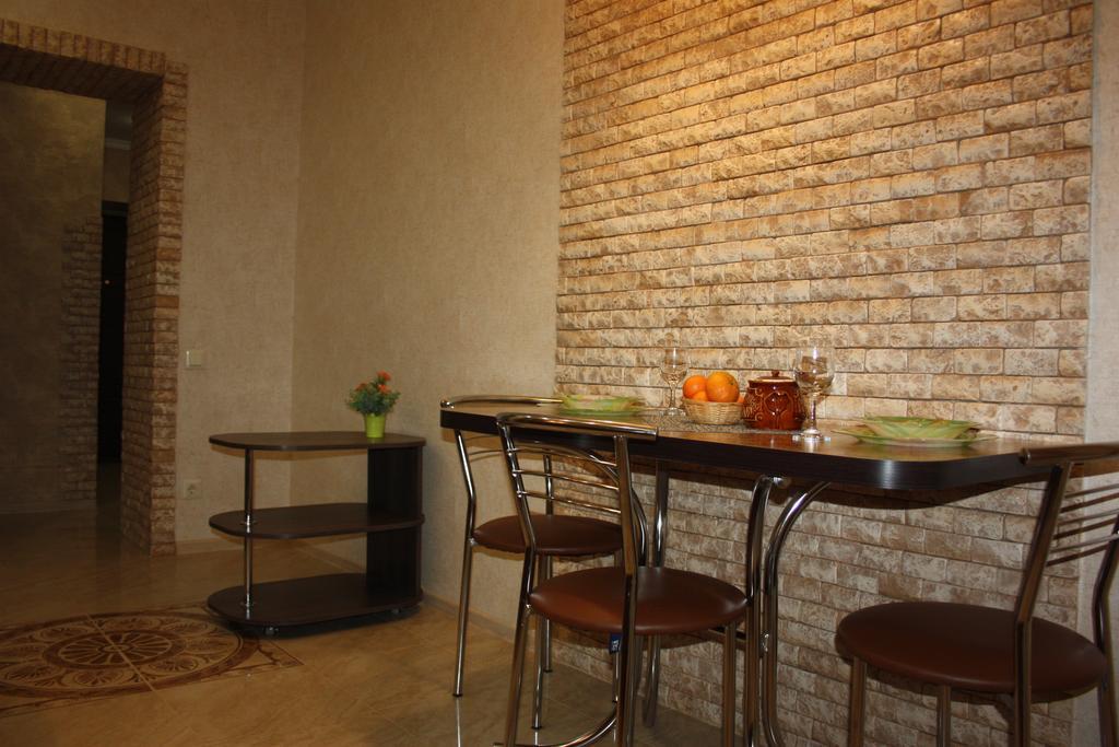 Apartments In The City Center Poltava Ngoại thất bức ảnh